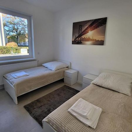 Monteurzimmer Mit Zwei Einzelnen Betten In Einer 3Zi Wohnung Mit Kuche Und Bad 奥斯纳布吕克 外观 照片